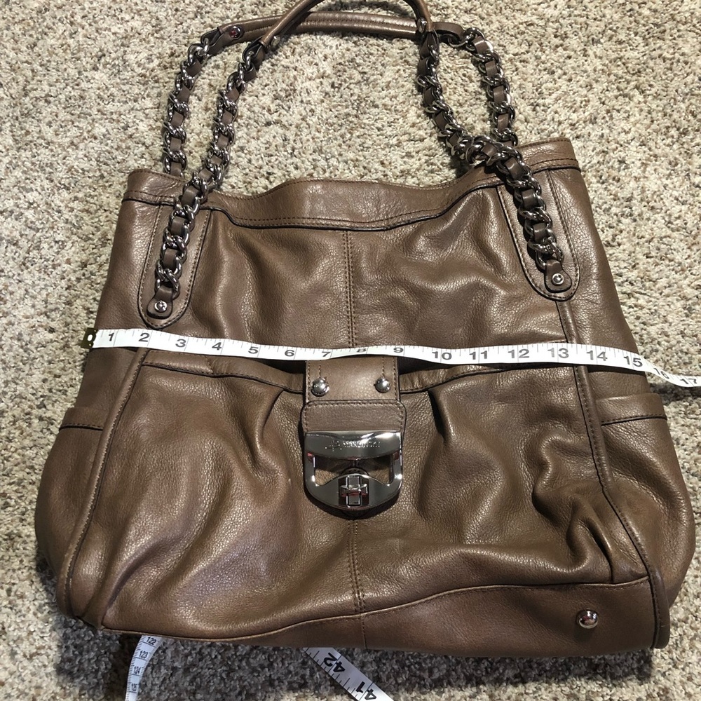 B. Makowsky Leather Shoulder Tote with Chain Handles - Picture 8 of 10